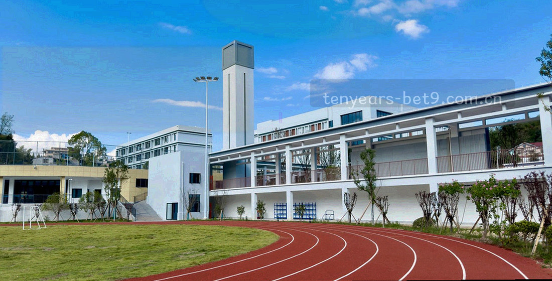 站内整理区域与外部页面区域并排展示，中间以虚线箭头相连的抽象示意图